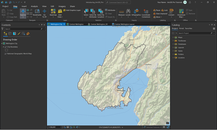 ArcGIS Pro mit der Einstellung für dunkles Design