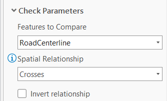 Der Abschnitt "Parameter überprüfen" im Bereich "Neue Feature-auf-Feature-Regel" Der Abschnitt "Parameter überprüfen" im Bereich "Neue Feature-auf-Feature-Regel"