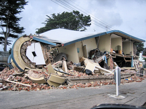 Schäden nach Erdbeben
