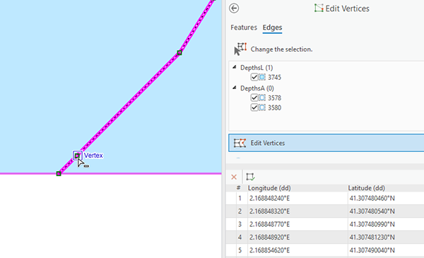 Vertex selected with Edit Vertices tool