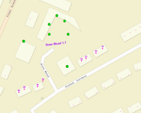 Map shows the main street with house numbers with a gap and new street is assigned rooftop addresses 1–7.