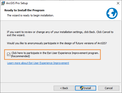 La casilla de verificación del programa Esri User Experience Improvement está activada en el panel del asistente de instalación.