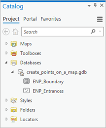 Fenêtre Catalogue avec la nouvelle classe d’entités dans la géodatabase