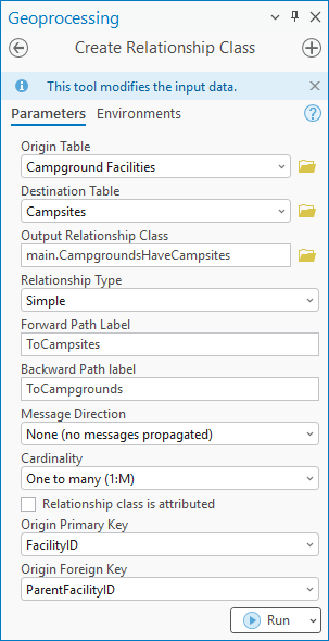 Create Relationship Class tool parameters populated for a simple relationship class Create Relationship Class tool parameters populated for a simple relationship class